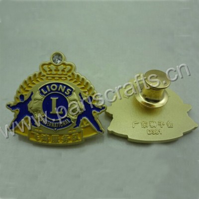 Gold Enamel Lions Badge