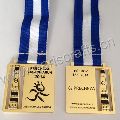 Hollow Engraved Gold Medals
